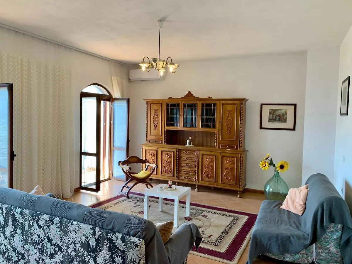 Guesthouse Villa Rosa Berat Apartahotel