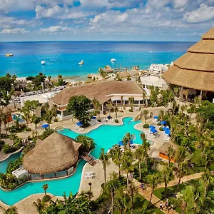 https://grand-park-royal-cozumel.quintano-roohotels.com
